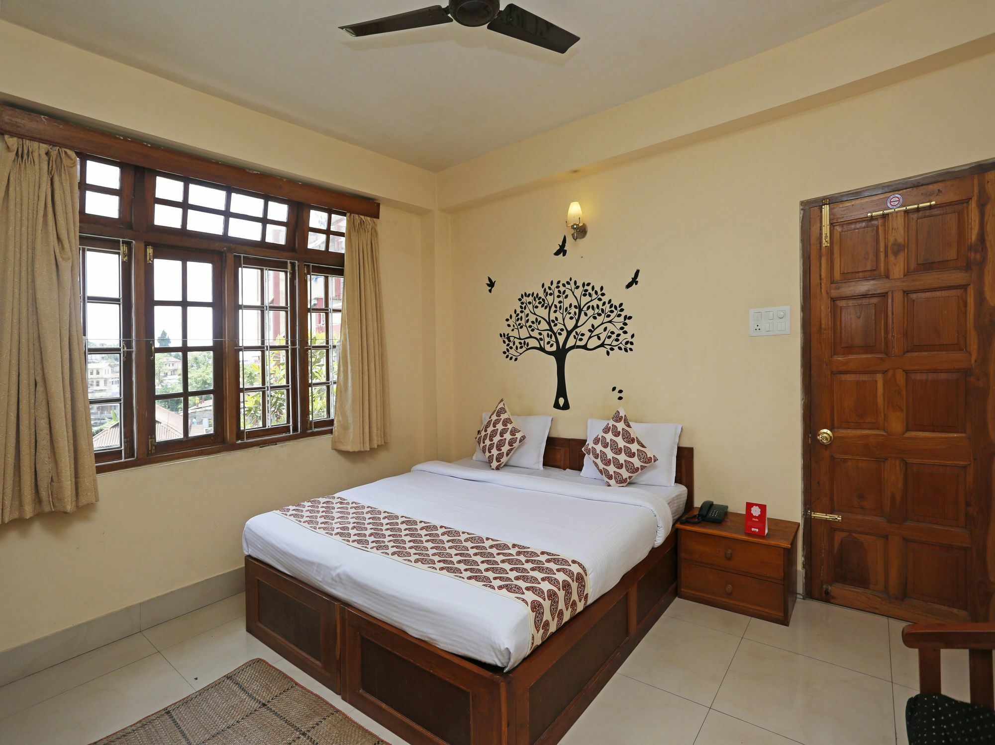 Oyo 2402 Hotel Highwinds Shillong Exterior photo